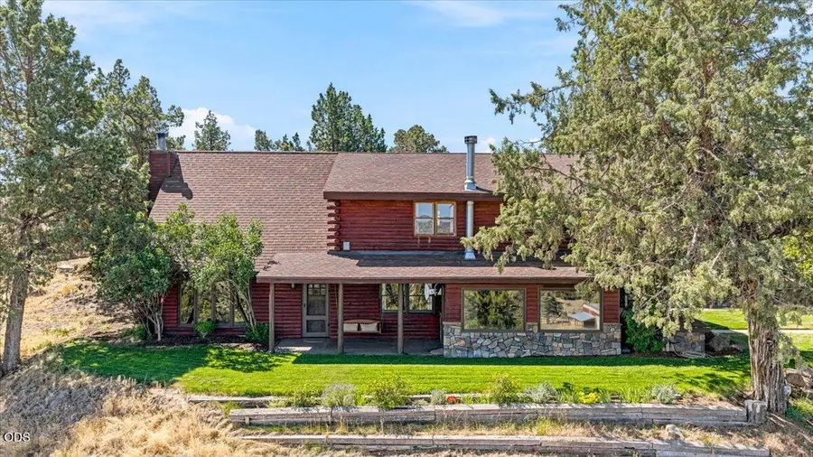 9380 NW Poplar Court, Redmond, OR 97756 - #2