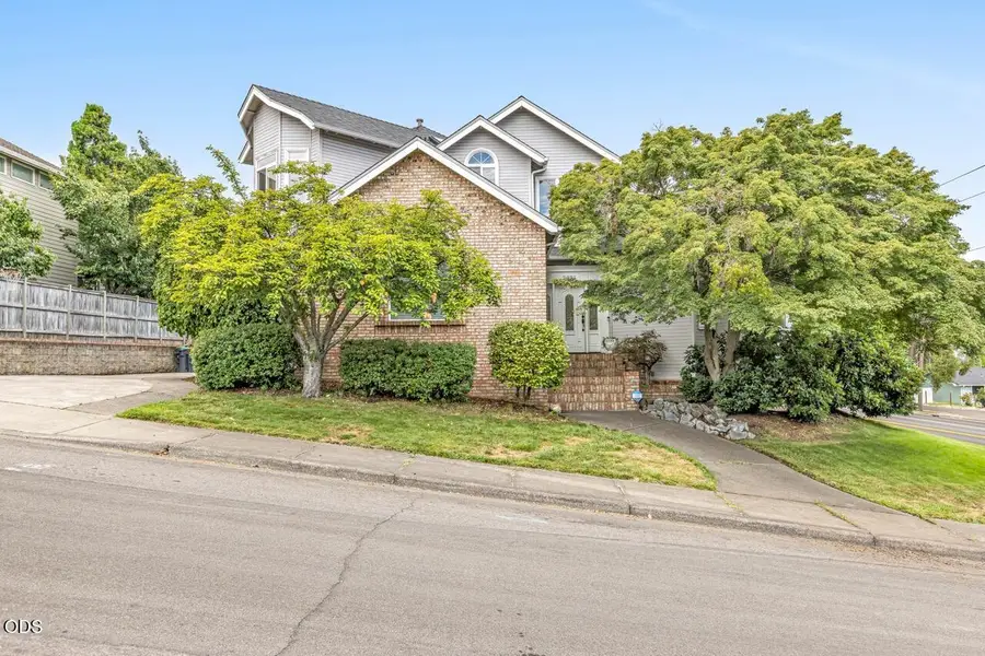2991 Lexington Drive, Medford, OR 97504 - #2