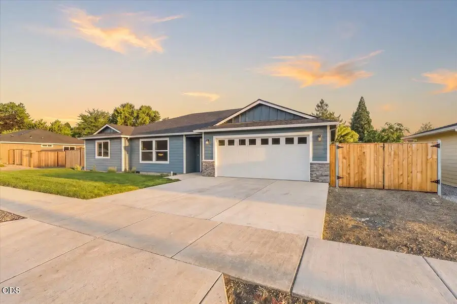 2981 Stonebrook Drive, Medford, OR 97504 - #2