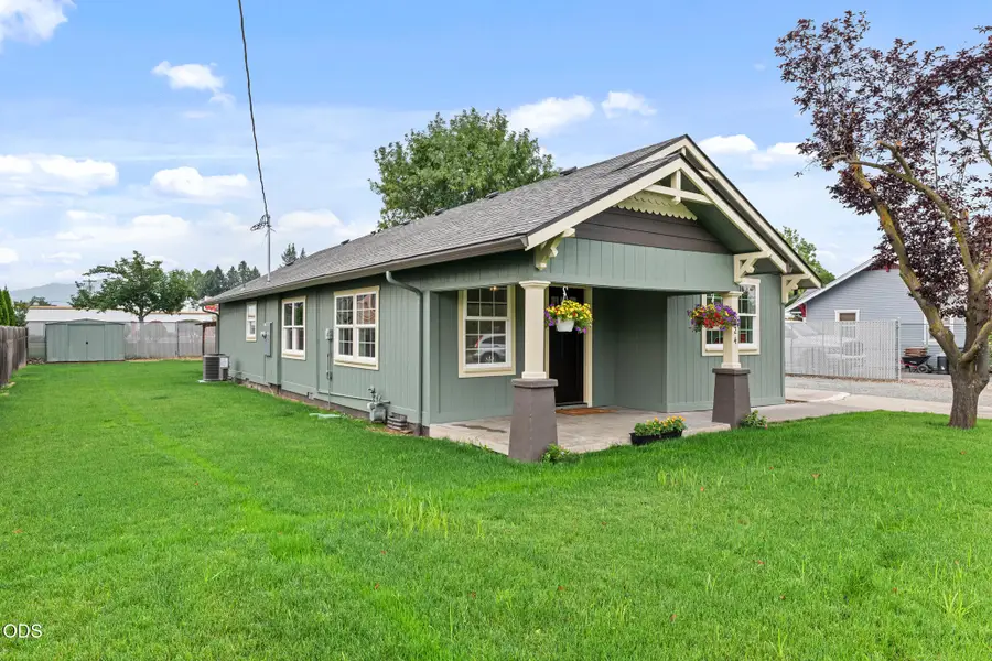 524 Berrydale Avenue, Medford, OR 97501 - #3