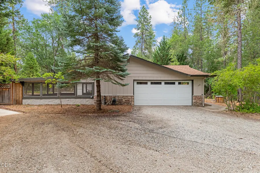 135 Rolling Hills Drive, Grants Pass, OR 97526 - #3