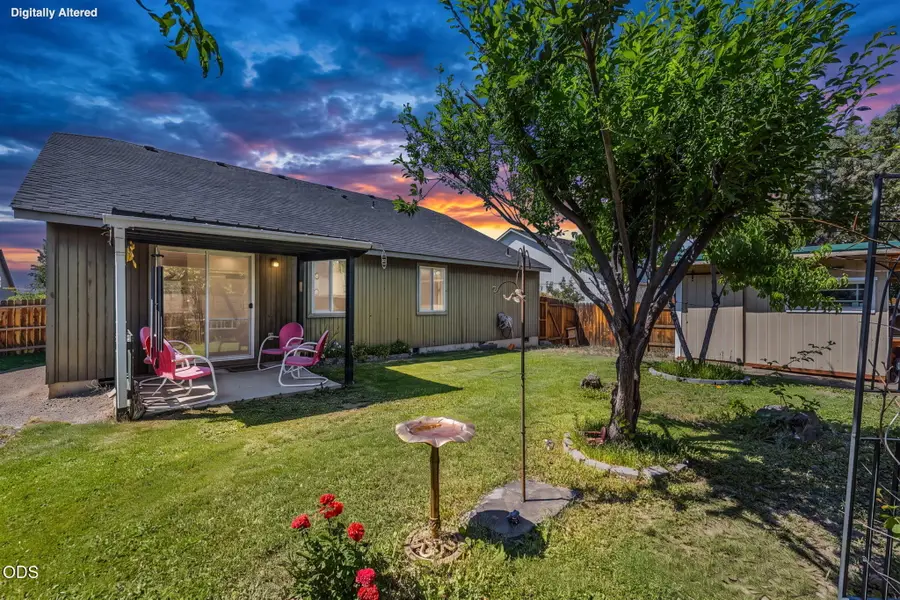 252 SW 33rd Drive, Redmond, OR 97756 - #2