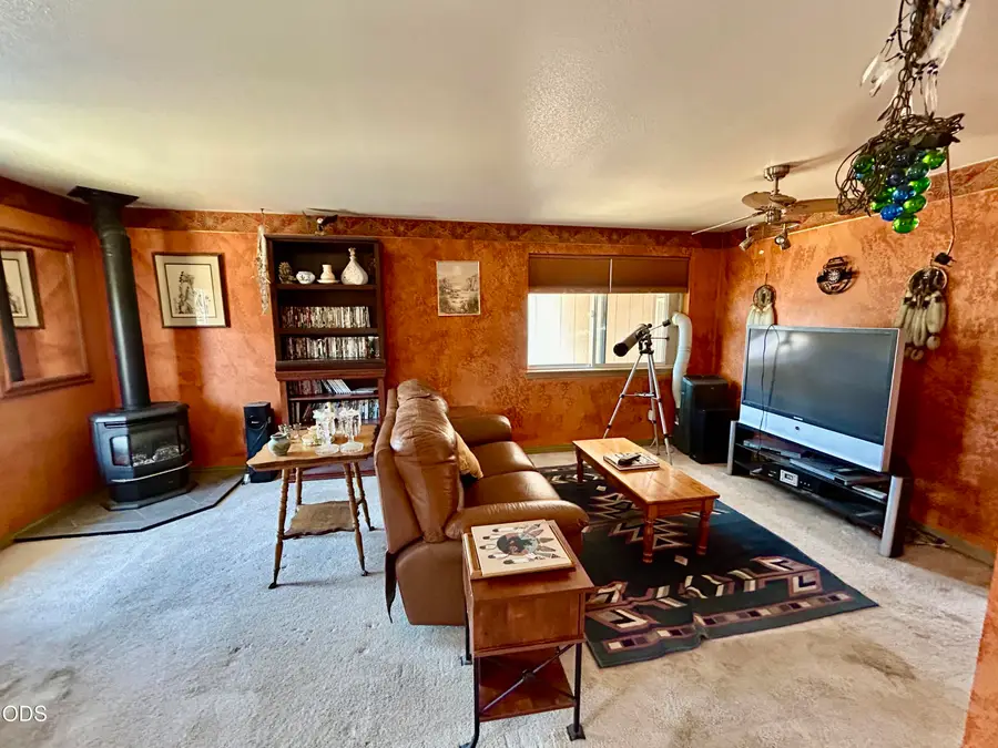 2807 Hammer Court, Medford, OR 97501 - #3