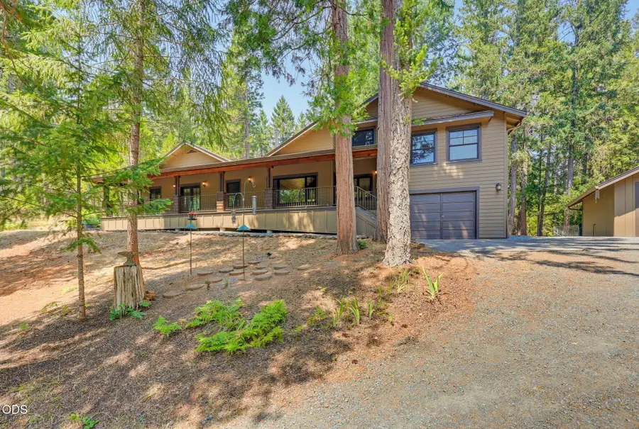 2280 Queens Branch Road, Rogue River, OR 97537 - #3