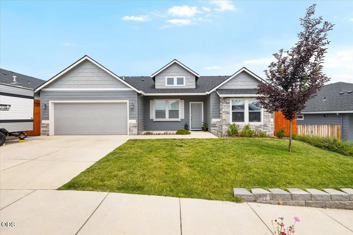 1633 Dragon Tail Place, Medford, OR 97504 - #1