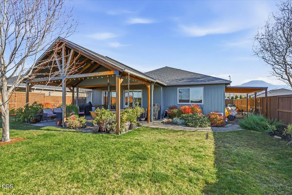 3229 Pecan Court, Medford, OR 97504 - #1