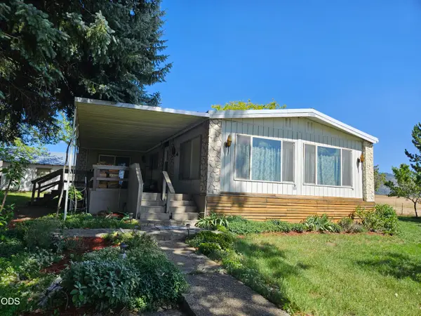 28089 Modoc Point Road, Chiloquin, OR 97624