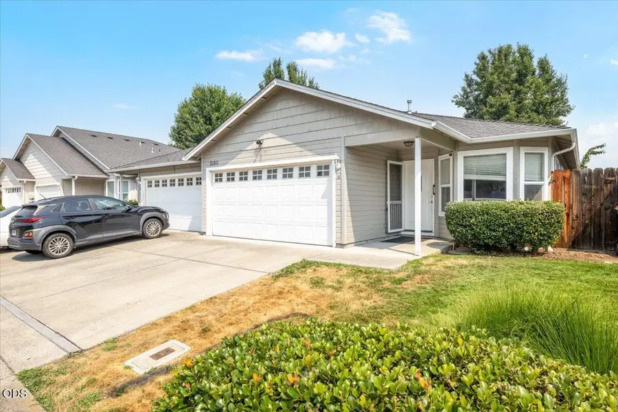 3180 Forest Hills Drive #A, Medford, OR 97504 - #2