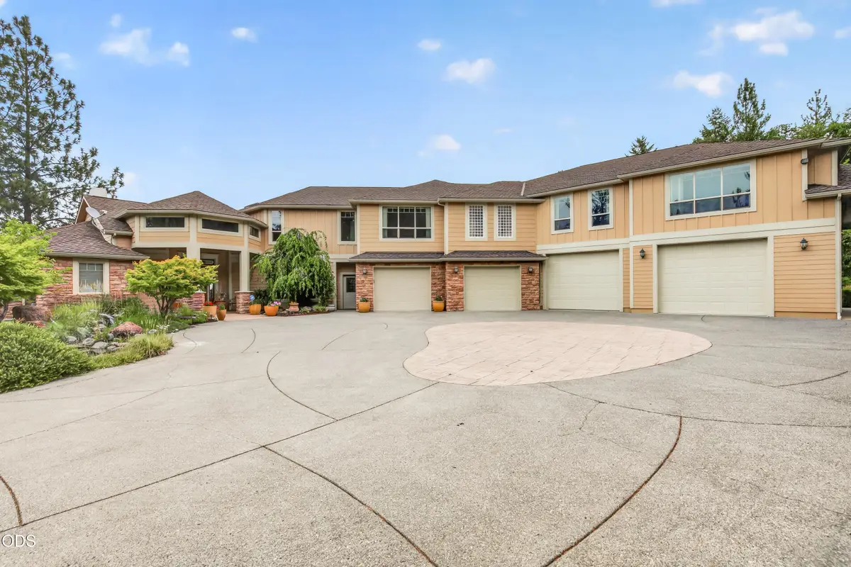 4459 Old Stage Road, Central Point, OR 97502 - #1