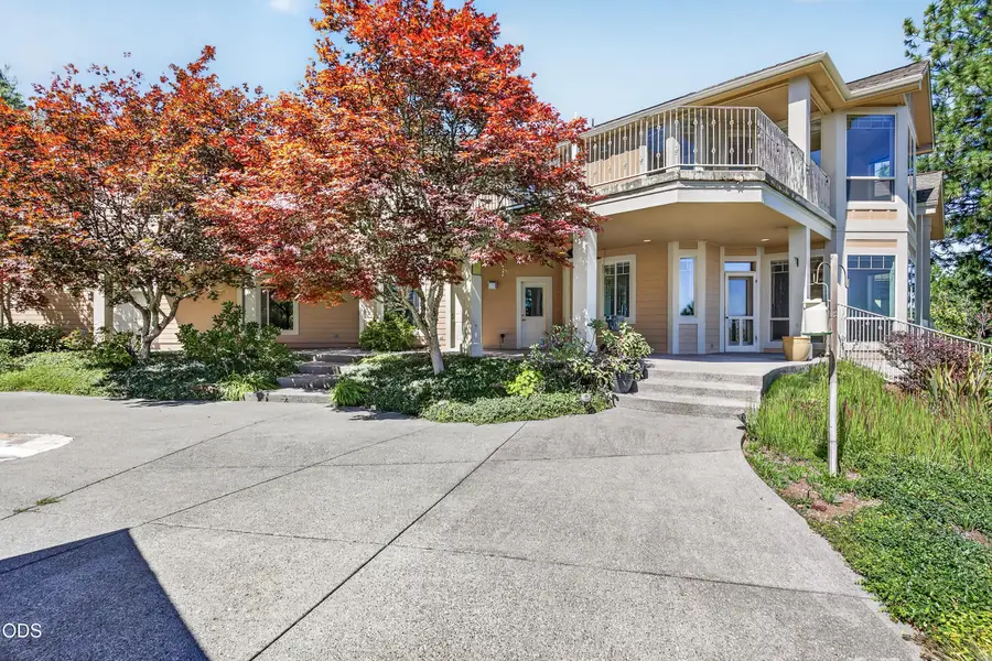 4459 Old Stage Road, Central Point, OR 97502 - #2