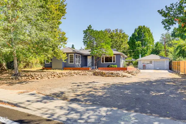 2137 E Jackson Street, Medford, OR 97504
