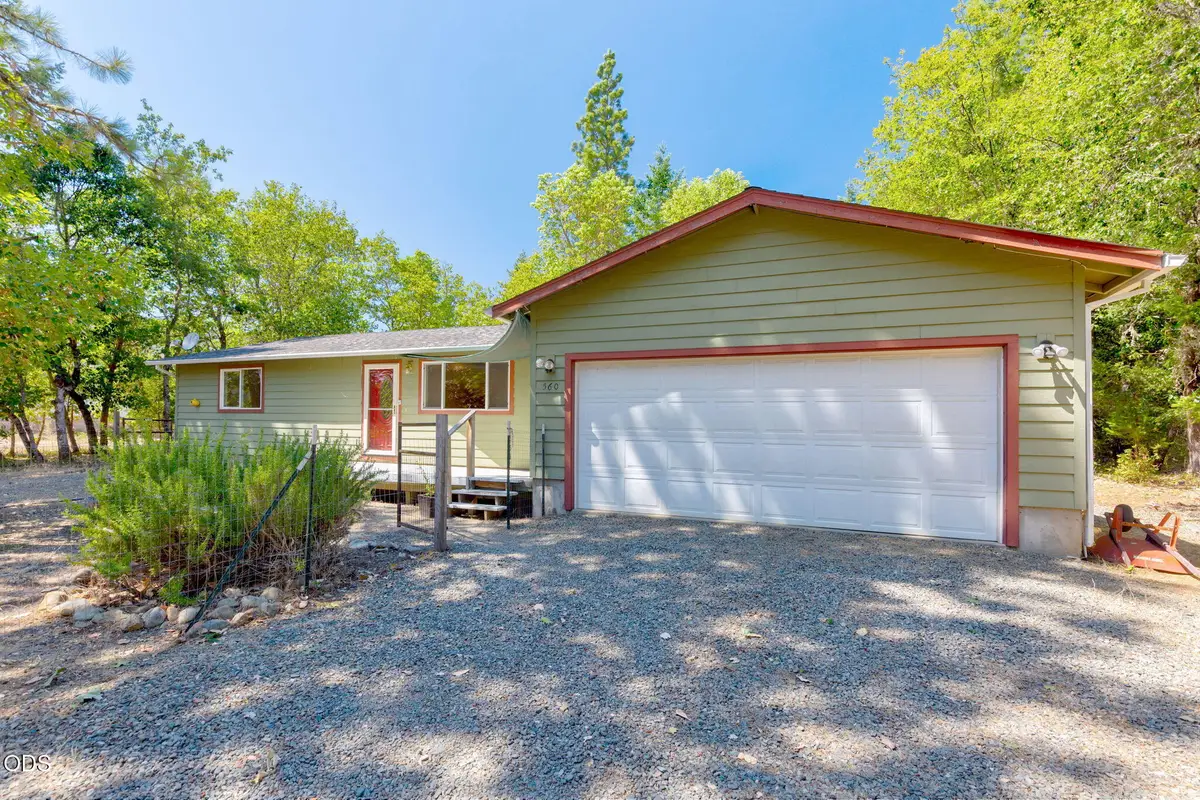 560 Schumacher Street, Cave Junction, OR 97523 - #1