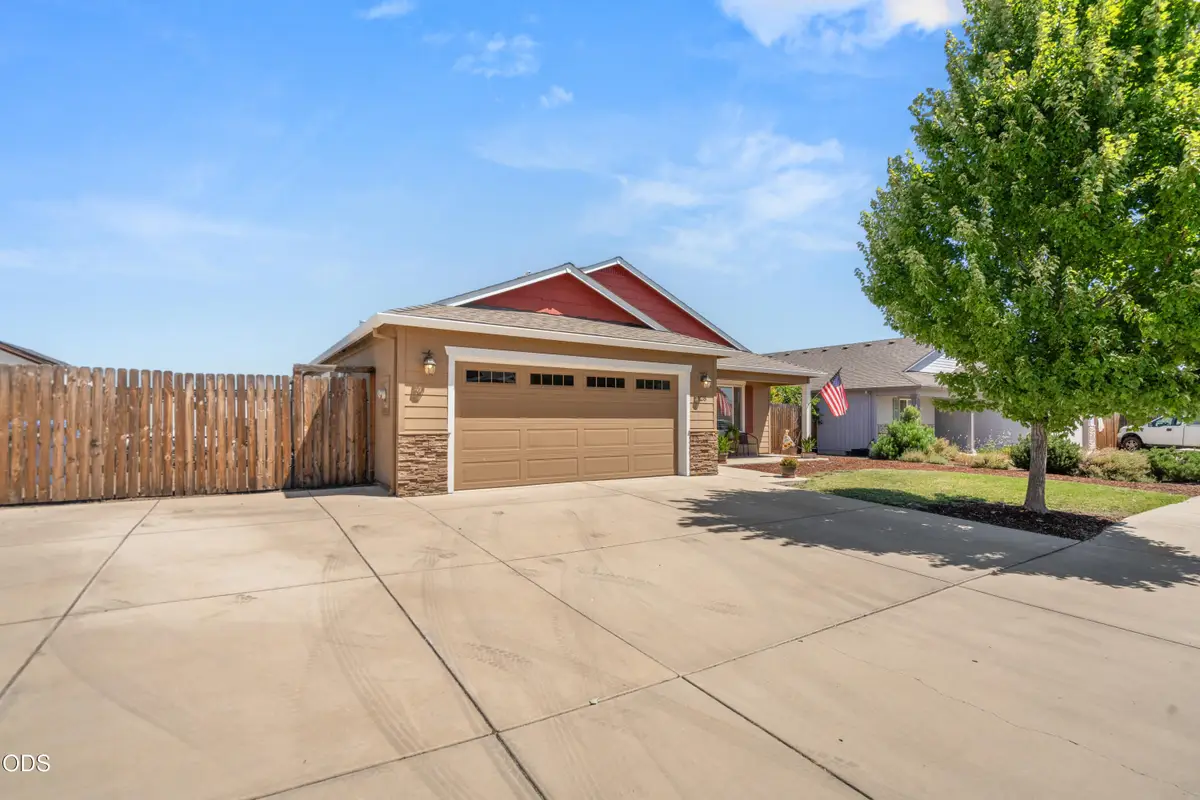 128 Cedric Court, Eagle Point, OR 97524 - #1