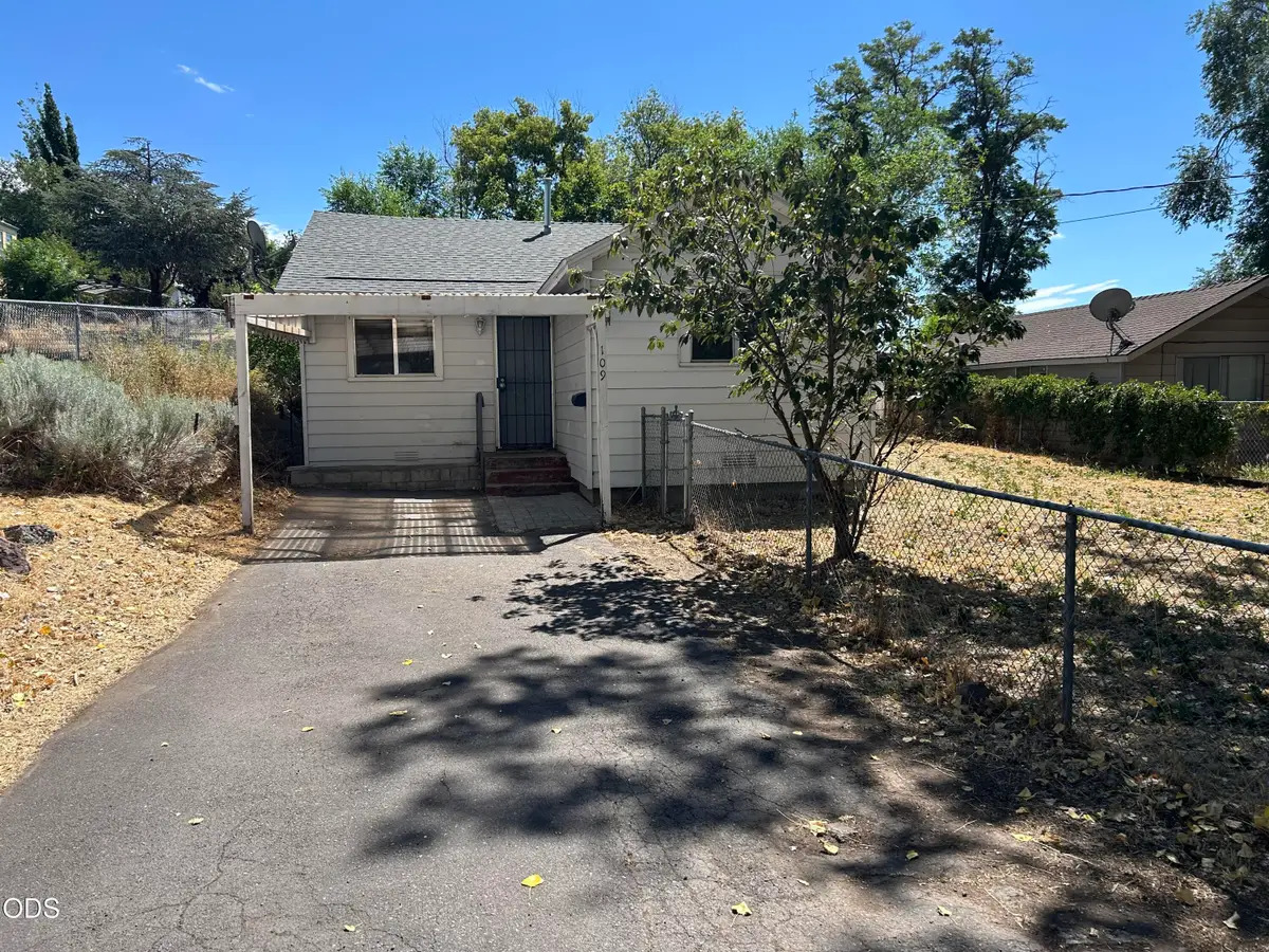 109 S Laguna Street, Klamath Falls, OR 97601 - #1