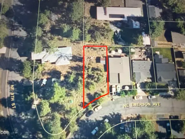 914 NE Emerson Avenue, Bend, OR 97701