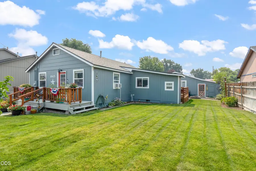 845 NW Claypool Street, Prineville, OR 97754 - #2