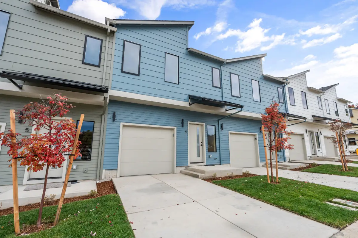 2028 Sunset Drive #4, Medford, OR 97501 - #1