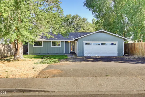 1995 Alpine Court, Medford, OR 97504