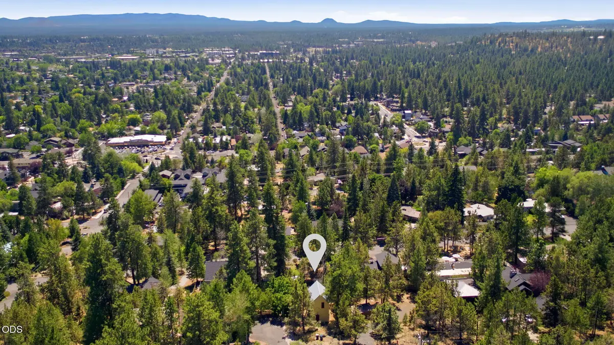 1265 NW Saginaw Avenue, Bend, OR 97703 - #1