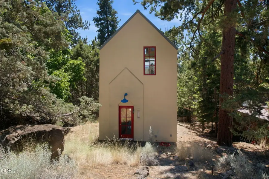 1265 NW Saginaw Avenue, Bend, OR 97703 - #3