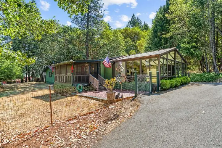 365 Greens Creek Road, Grants Pass, OR 97527 - #2