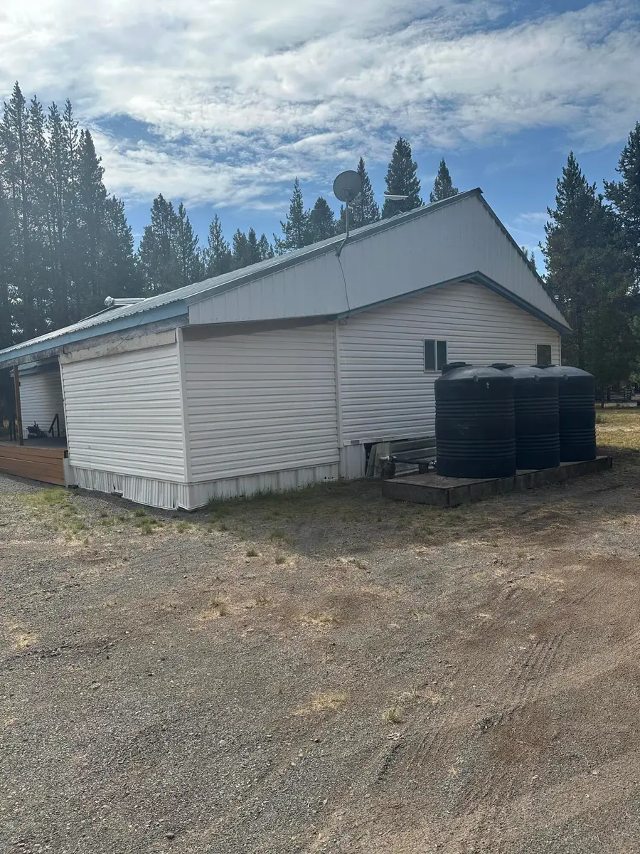 425 Benard Lane, Chemult, OR 97731 - #3