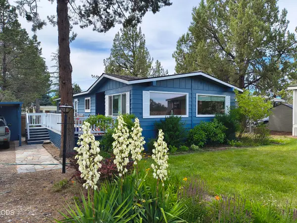5063 S Highway 97 #UNIT 50, Redmond, OR 97756