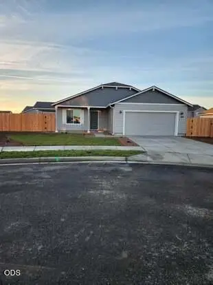 339 NW Par Avenue, Madras, OR 97741 - #1