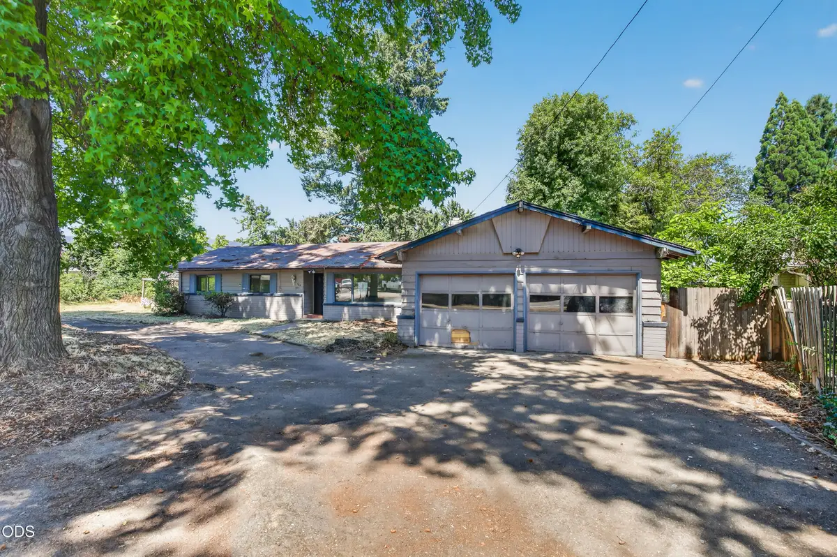 3575 Hanley Road, Central Point, OR 97502 - #1