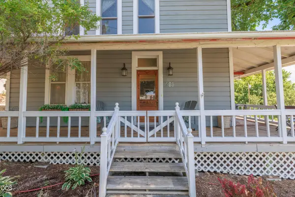 206 E Front Street, Prairie City, OR 97869