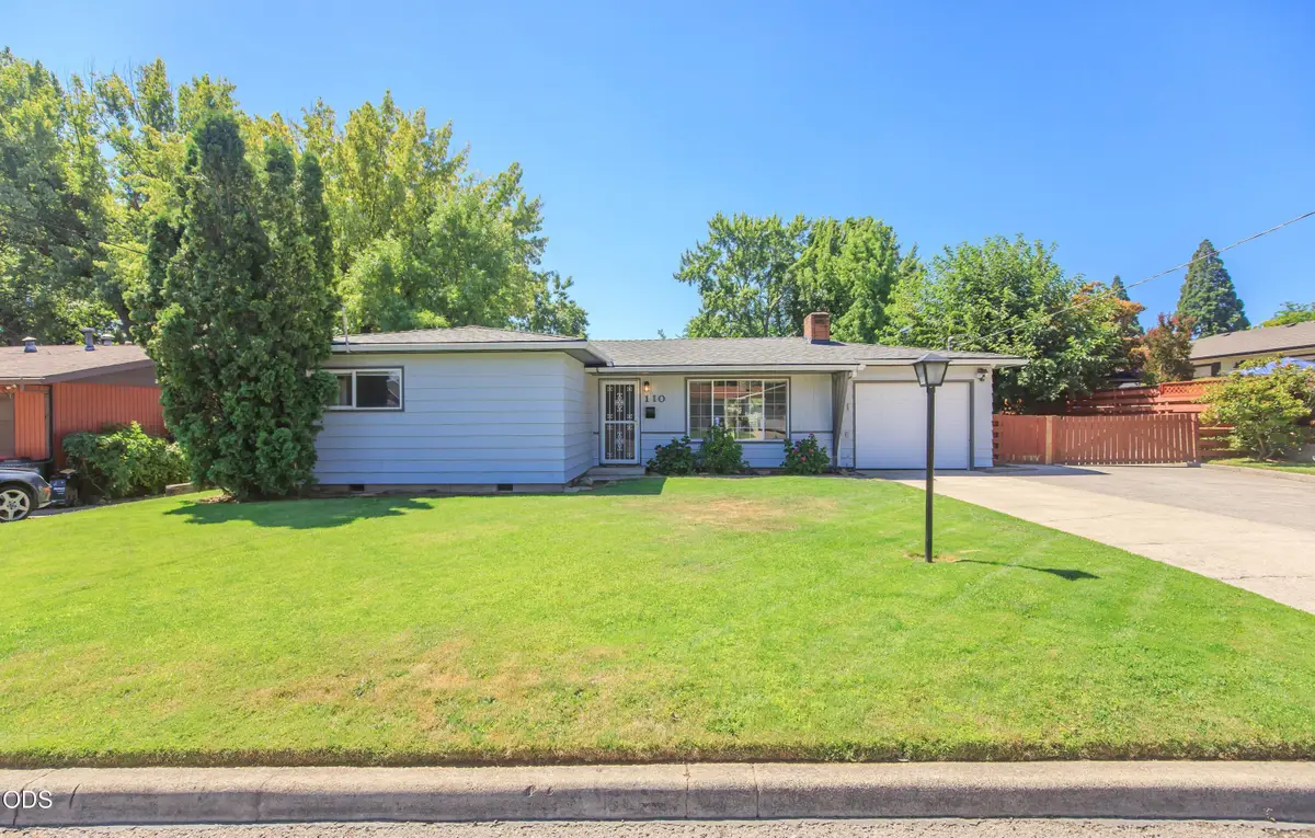 110 Windsor Way, Central Point, OR 97502 - #1