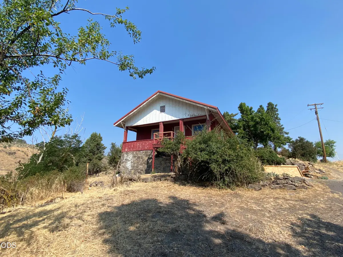 700 Stanford Street, Klamath Falls, OR 97601 - #1