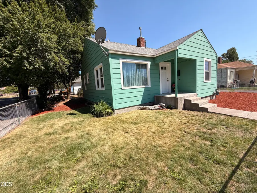 1101 Mitchell Street, Klamath Falls, OR 97601 - #2
