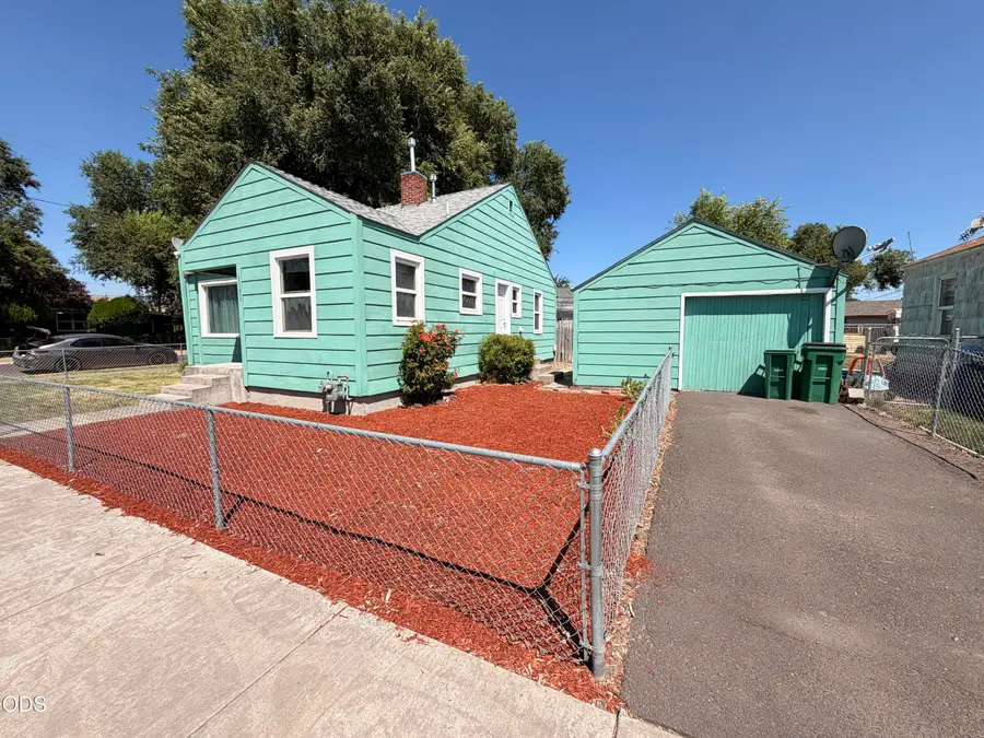 1101 Mitchell Street, Klamath Falls, OR 97601 - #3