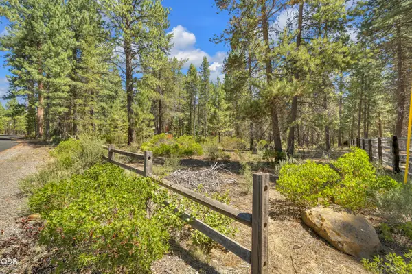 56860 Gina Lane, Bend, OR 97707