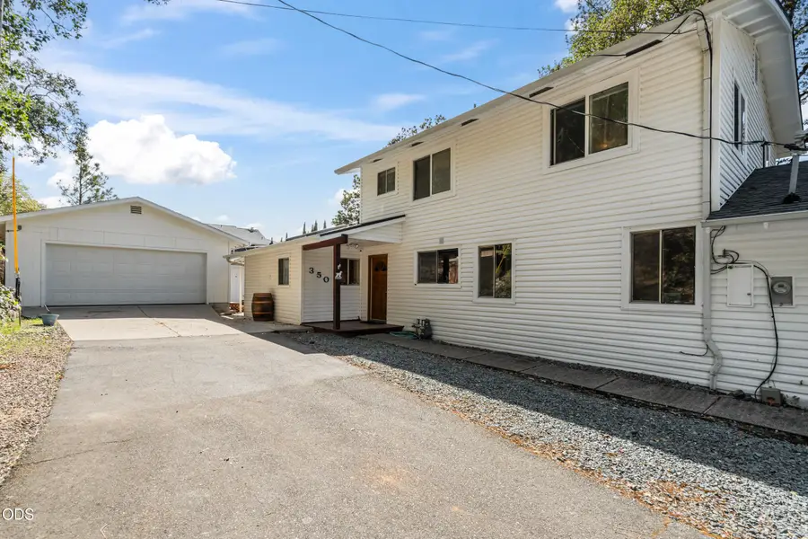 350 7th Street, Rogue River, OR 97537 - #2