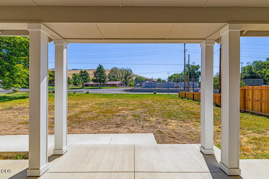 1948 Madison Street, Klamath Falls, OR 97603 - #3