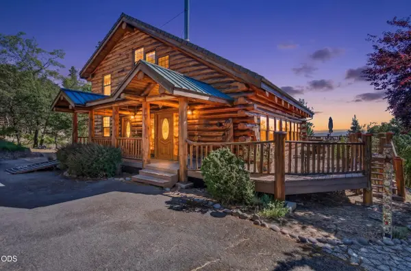 400 Morton Way, Jacksonville, OR 97530