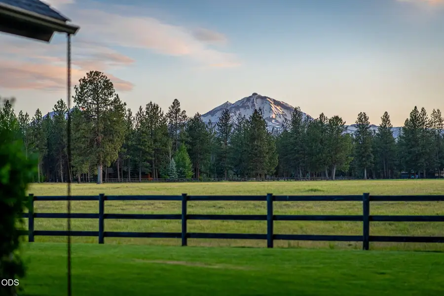 15385 Windigo Trail, Sisters, OR 97759 - #2
