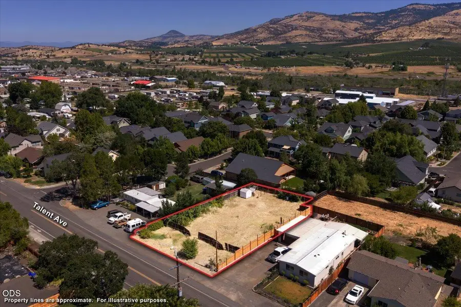 1019 Talent Avenue, Talent, OR 97540 - #3