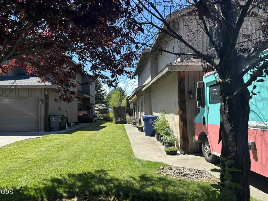 61367 Sally Lane #1 & 2, Bend, OR 97702 - #2