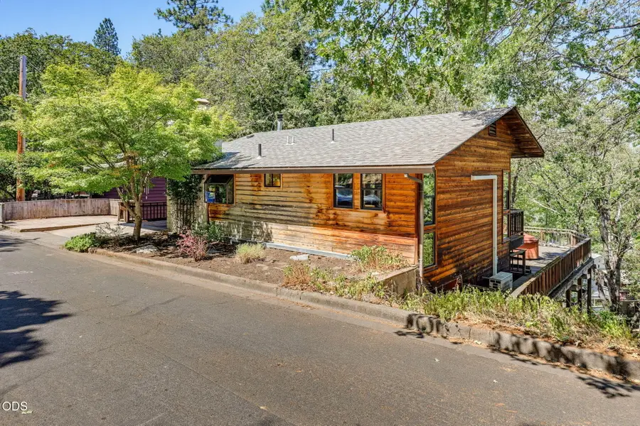 751 Glenwood Drive, Ashland, OR 97520 - #3