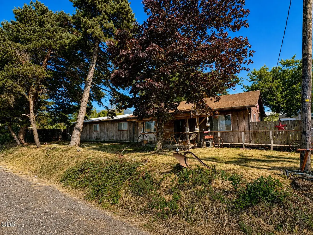 33366 Priceboro Drive, Harrisburg, OR 97446 - #1