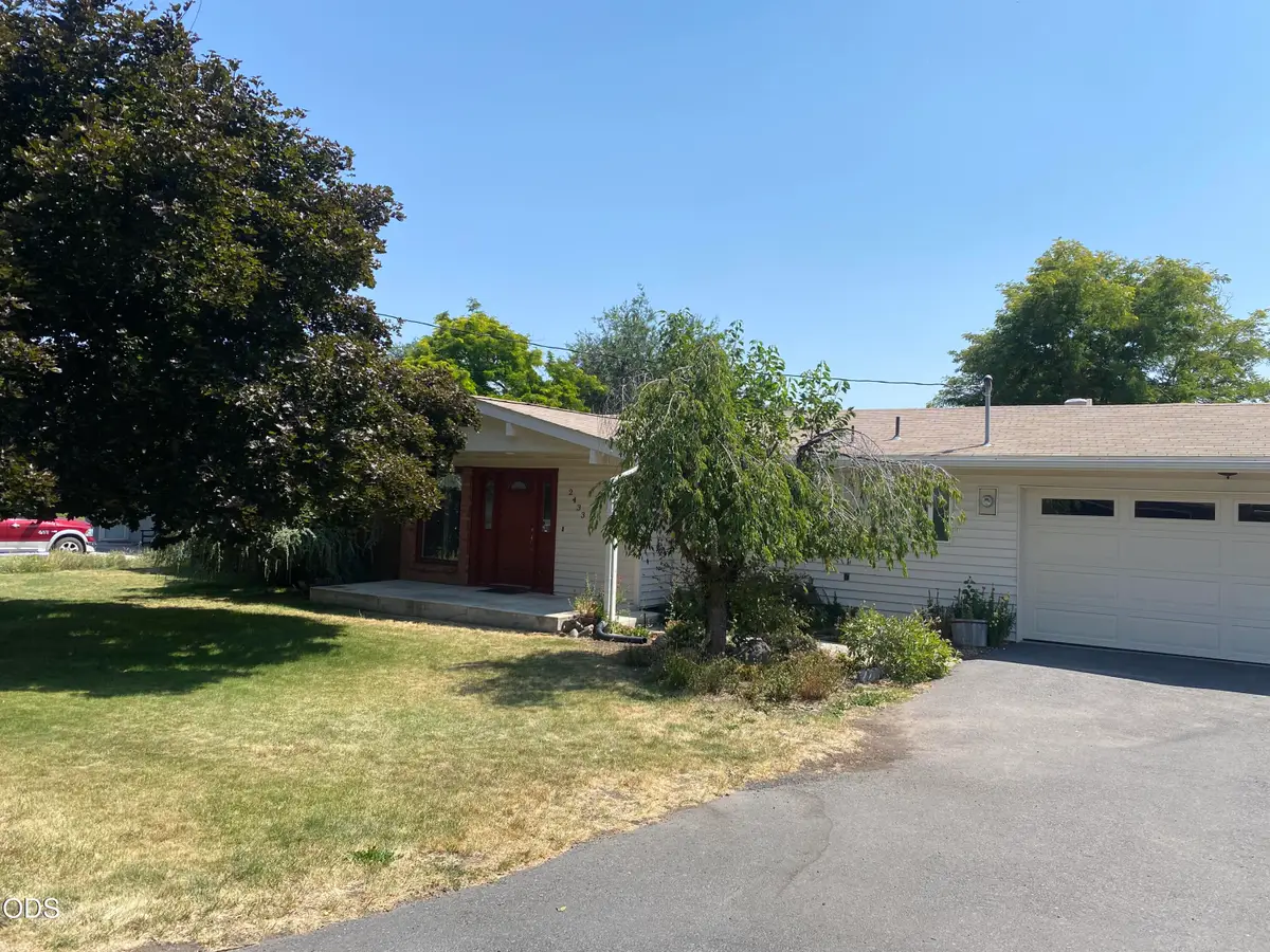 2433 Redwood Drive, Klamath Falls, OR 97601 - #1