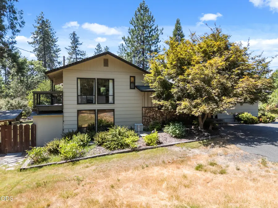 3044 Elk Lane, Grants Pass, OR 97527 - #2
