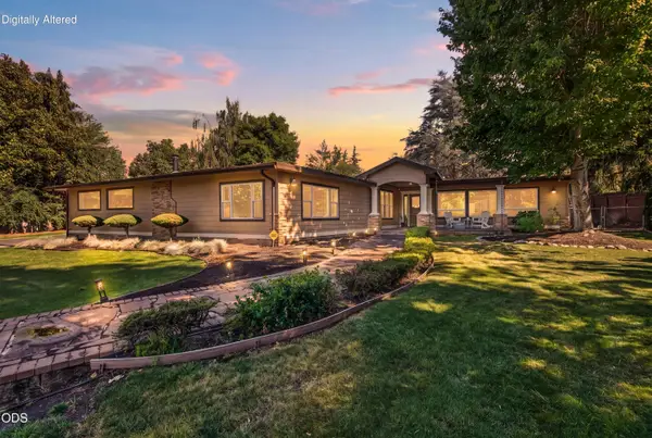 2201 Siskiyou Boulevard, Medford, OR 97504