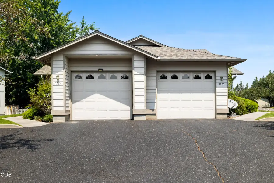 2074 NE Chanel Court, Bend, OR 97701 - #2