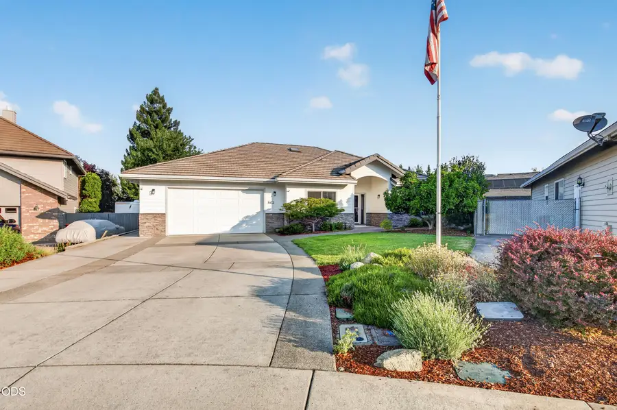 2473 Greenfield Court, Medford, OR 97504 - #2