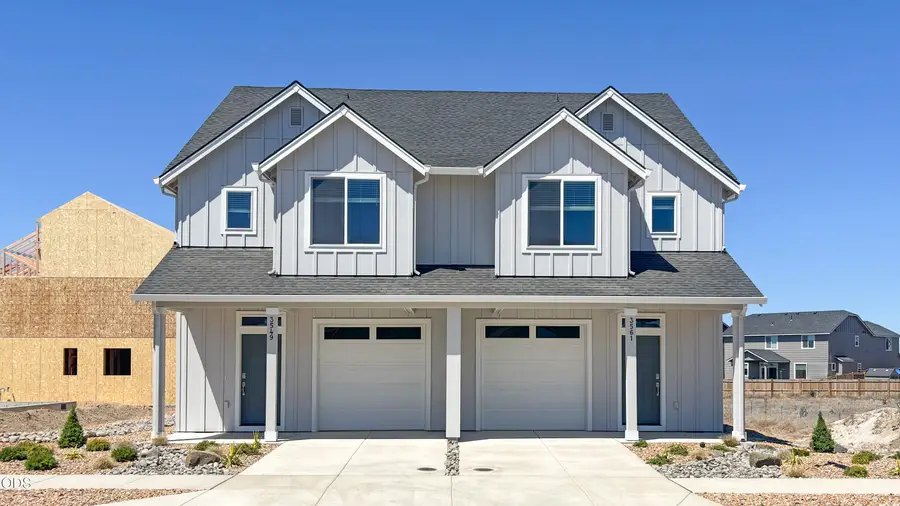 3549 NW 7th Street, Redmond, OR 97756 - #3