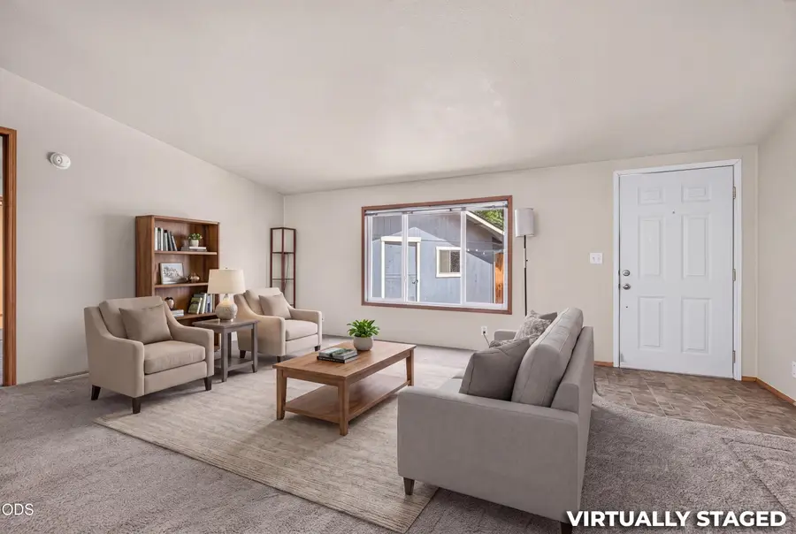 140 Taylor Street, Talent, OR 97540 - #3